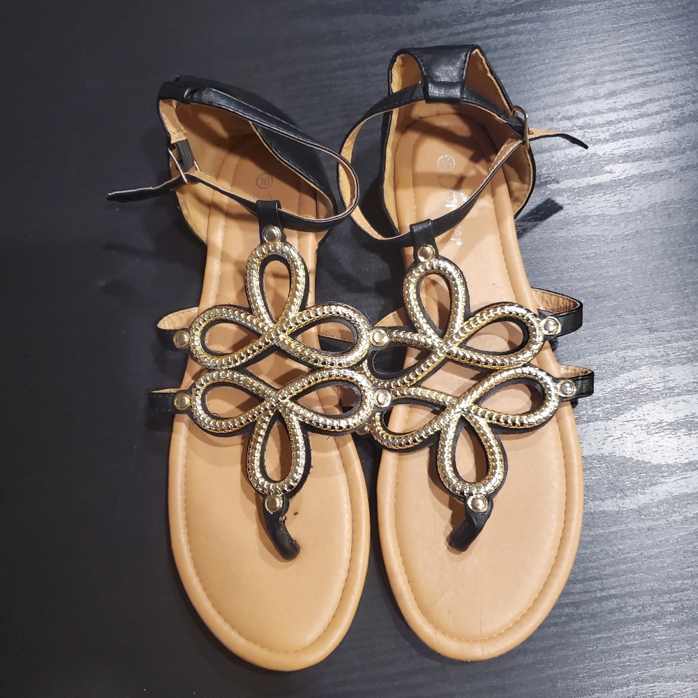 Black and Gold Strappy Sandles